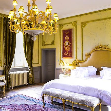 Chateau D'Origny, Chambres D'Hotes Et Restaurant Gastronomique Ouches Esterno foto