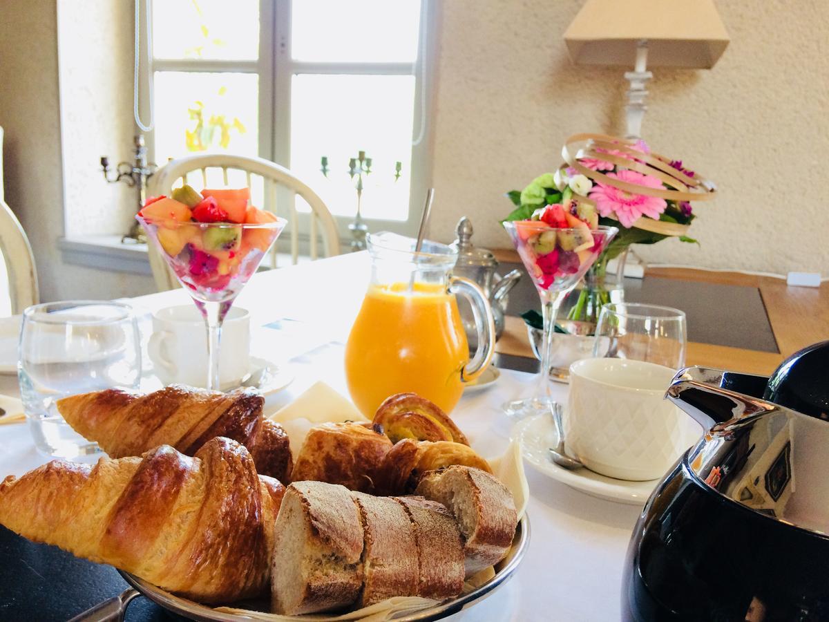 Chateau D'Origny, Chambres D'Hotes Et Restaurant Gastronomique Ouches Esterno foto