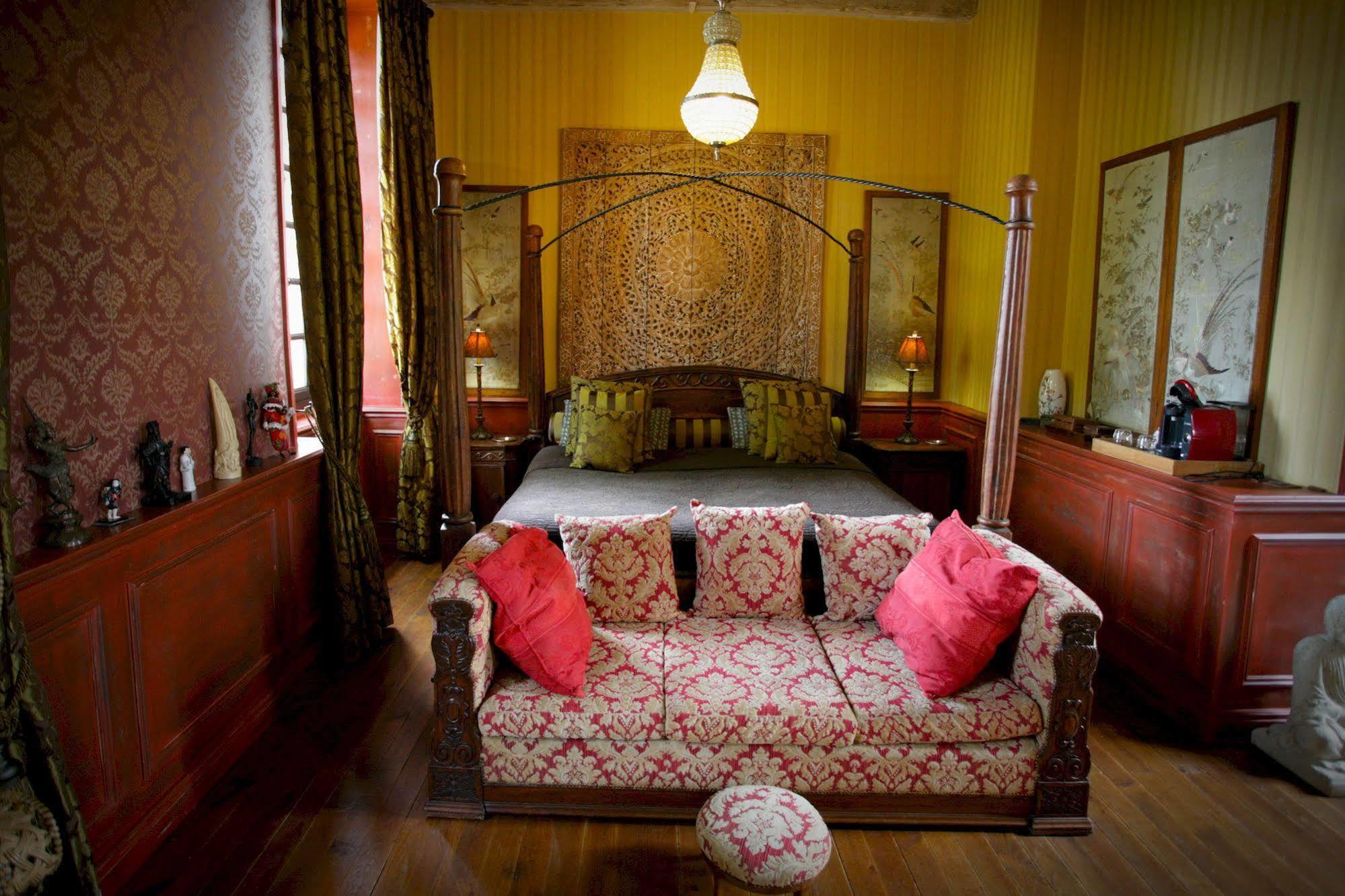 Chateau D'Origny, Chambres D'Hotes Et Restaurant Gastronomique Ouches Esterno foto