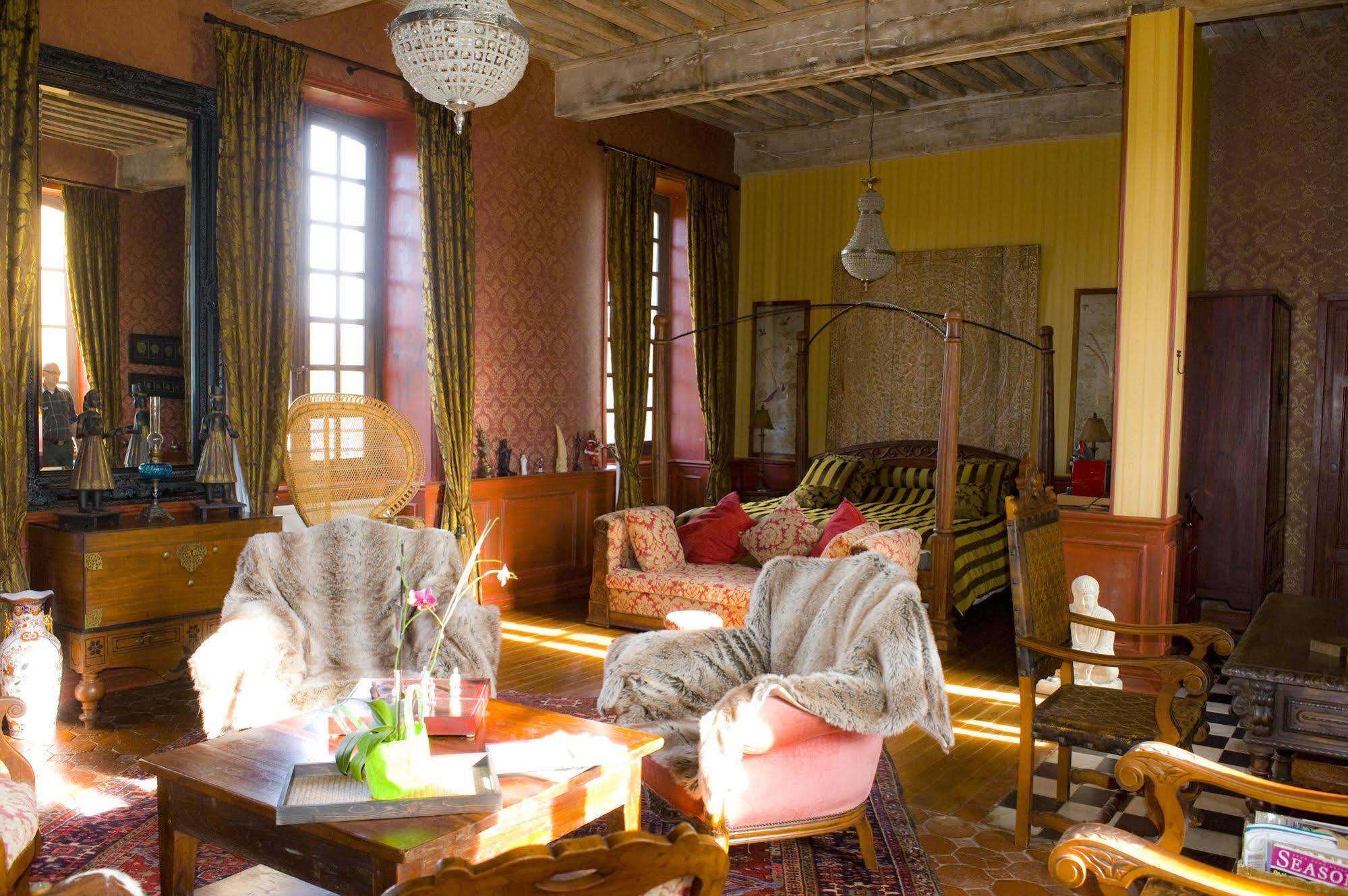 Chateau D'Origny, Chambres D'Hotes Et Restaurant Gastronomique Ouches Esterno foto